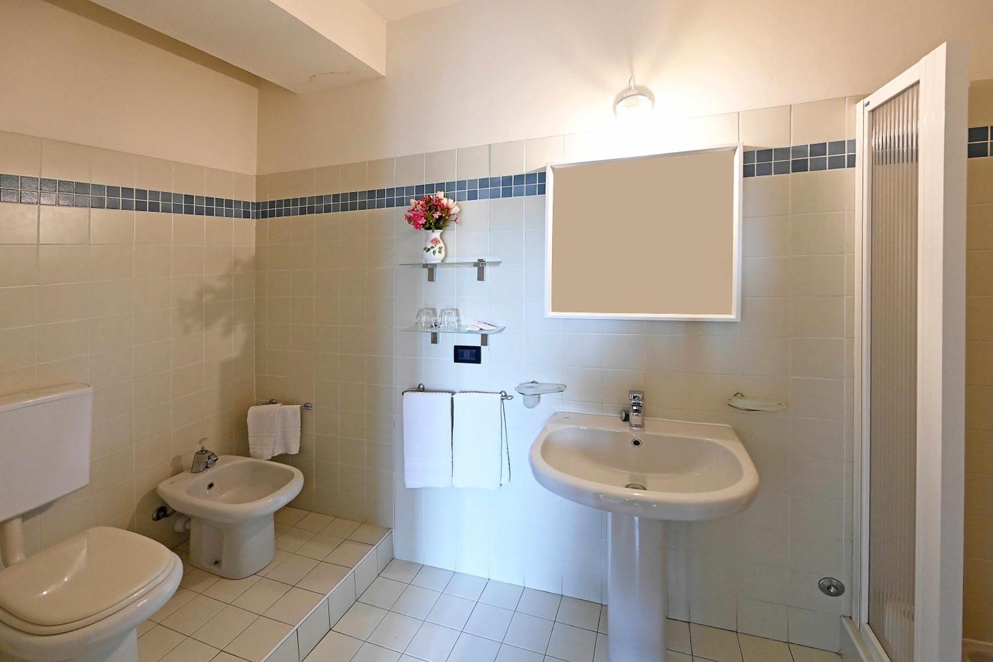 La Ca Dolga Guest House La Morra Room photo